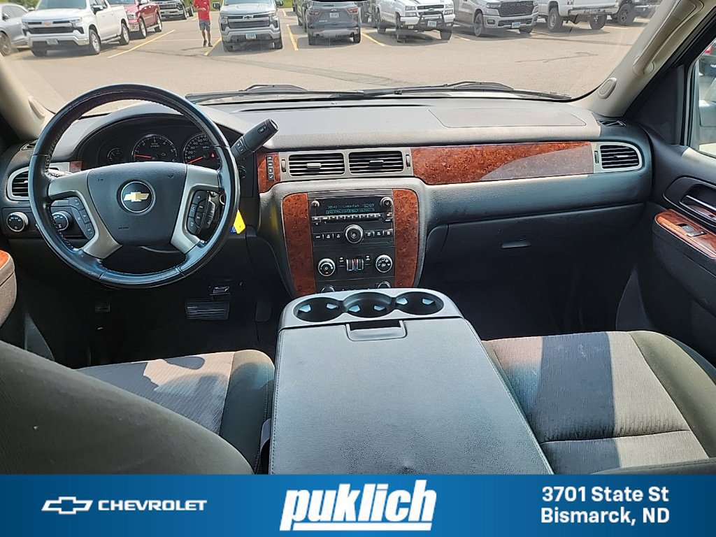 Used 2012 Chevrolet Suburban LS w/ Convenience Package 1 AWD/4WD image 28