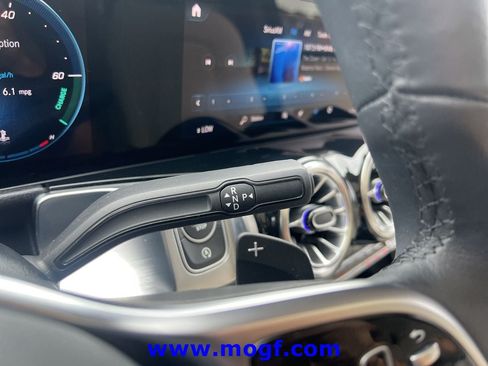 Used 2023 Mercedes-Benz GLB 250 image 14