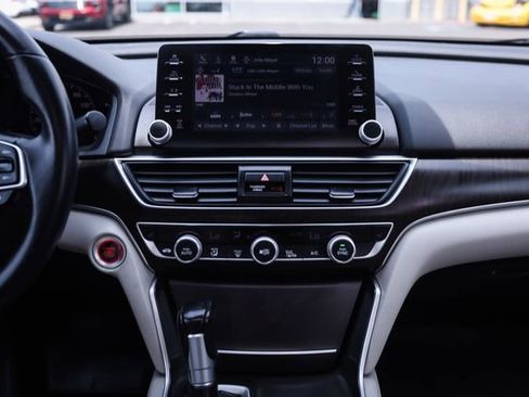 Used 2018 Honda Accord EX-L image 21