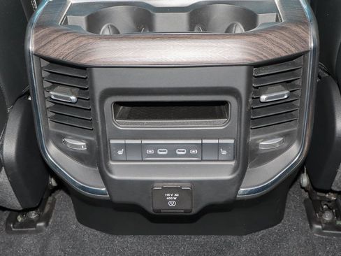 Used 2026 RAM 1500 Laramie AWD/4WD image 22