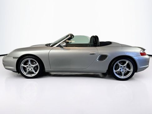 Used 2003 Porsche Boxster 2dr Roadster 5-Spd Manual image 8
