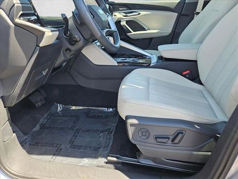Certified 2025 Audi Q5 Premium w/ Premium Plus AWD/4WD image 17