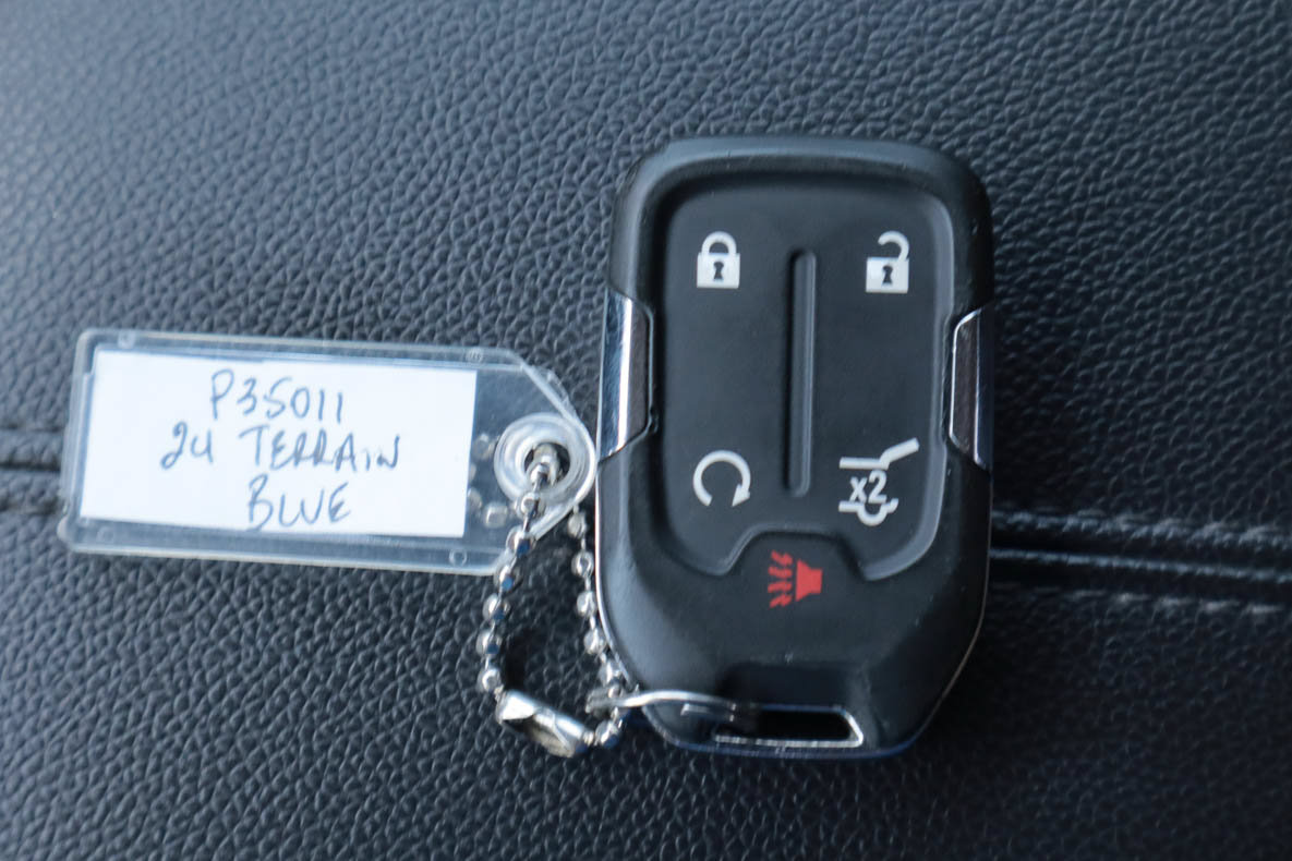 Used 2024 GMC Terrain SLT AWD/4WD image 26