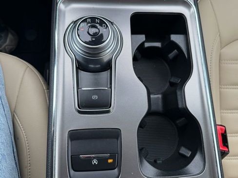 Certified 2022 Ford Edge SEL w/ Convenience Package image 21