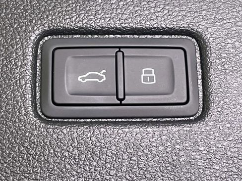 New 2026 Audi Q7 2.0T Premium image 22