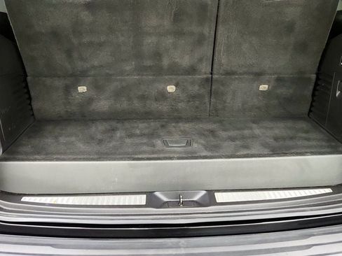 Used 2016 Chevrolet Tahoe LTZ AWD/4WD image 24