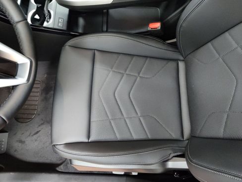 Used 2026 BMW X1 xDrive28i w/ Convenience Package image 13