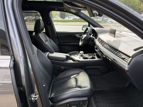 Used 2019 Audi Q7 2.0T Premium Plus w/ Premium Plus Package AWD/4WD image 17