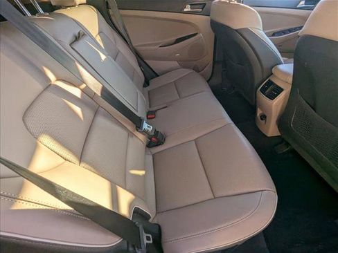Used 2020 Hyundai Tucson Limited image 16