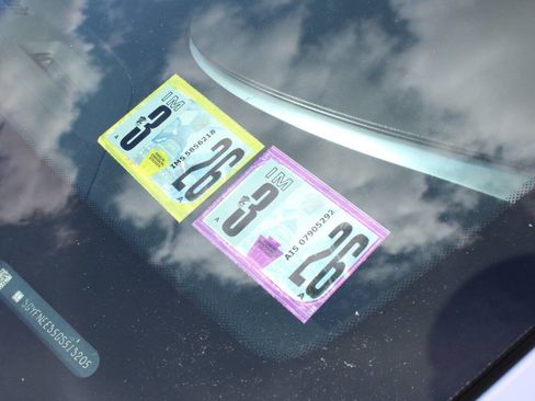 Used 2016 Cadillac SRX Luxury w/ Driver Awareness Package image 29