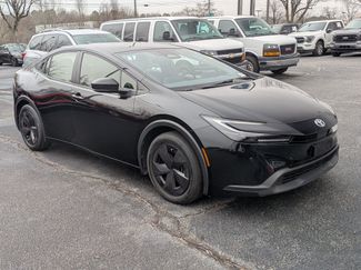 Used 2024 Toyota Prius LE video 2