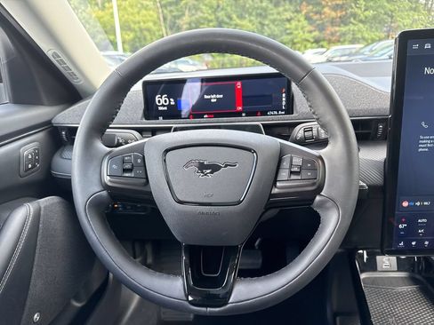 Used 2022 Ford Mustang Mach-E Premium AWD/4WD image 11