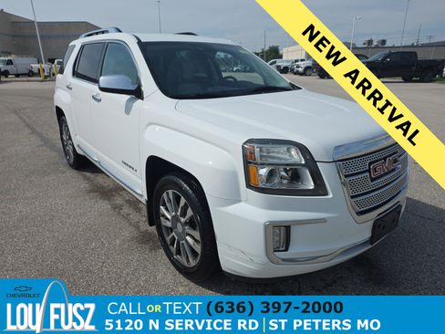 Used 2017 GMC Terrain Denali AWD/4WD image 1