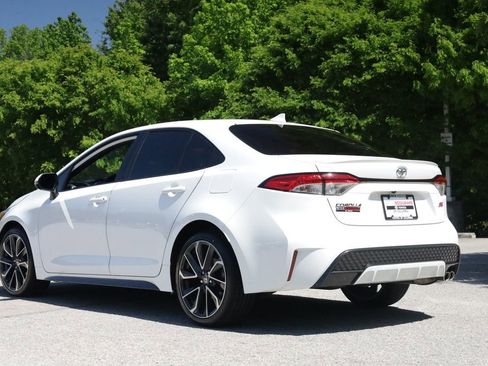 Used 2021 Toyota Corolla SE image 4