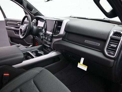 New 2026 RAM 1500 Big Horn AWD/4WD image 17