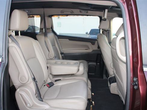 Used 2021 Honda Odyssey Touring image 14