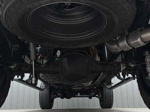 Used 2025 Ford F250 Platinum image 19