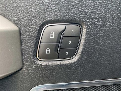 Certified 2019 Ford F150 Lariat w/ Equipment Group 502A Luxury image 53