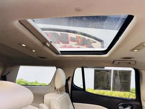 Used 2019 GMC Acadia Denali w/ Technology Package image 27