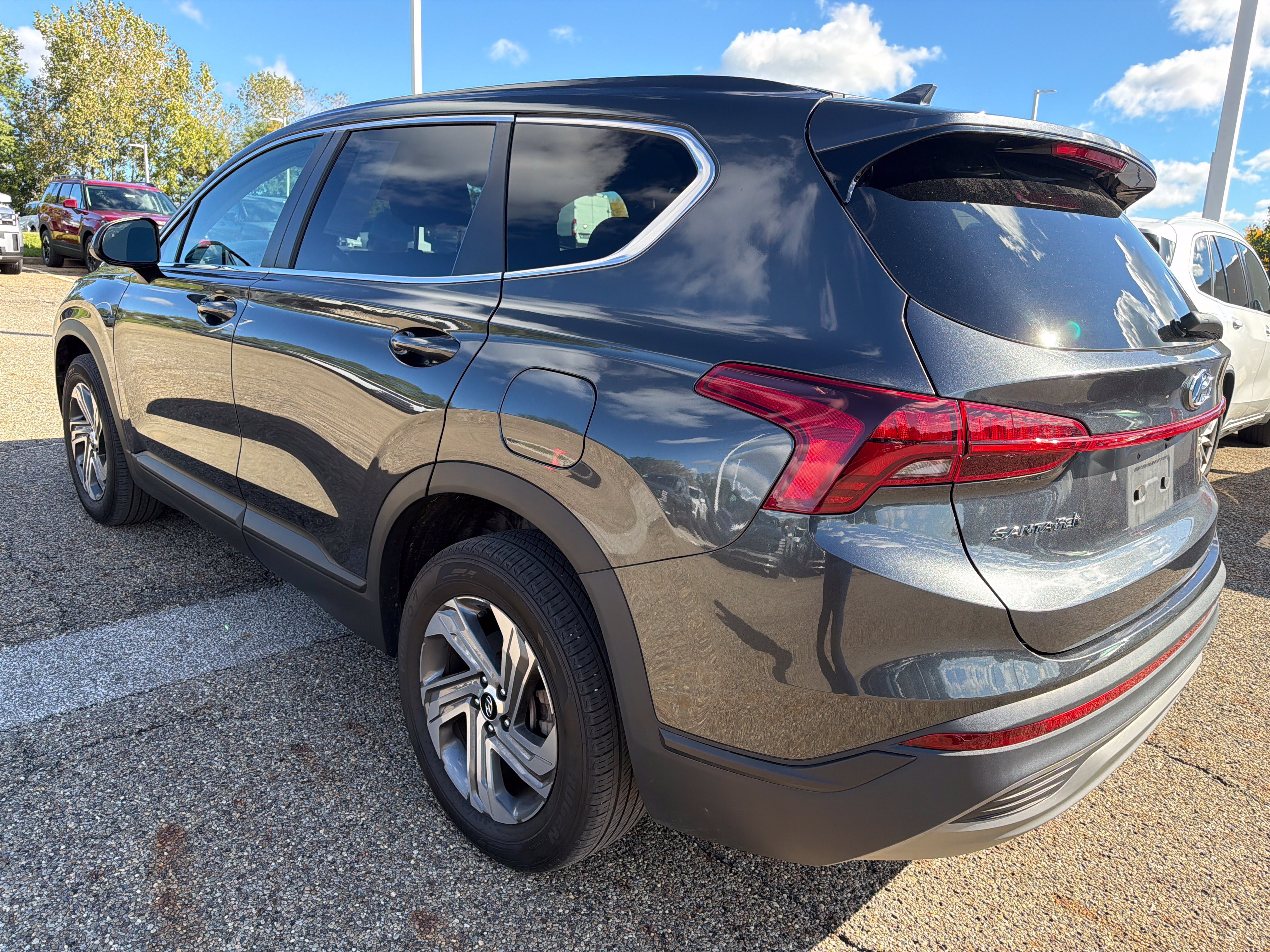 Certified 2023 Hyundai Santa Fe SE FWD image 7