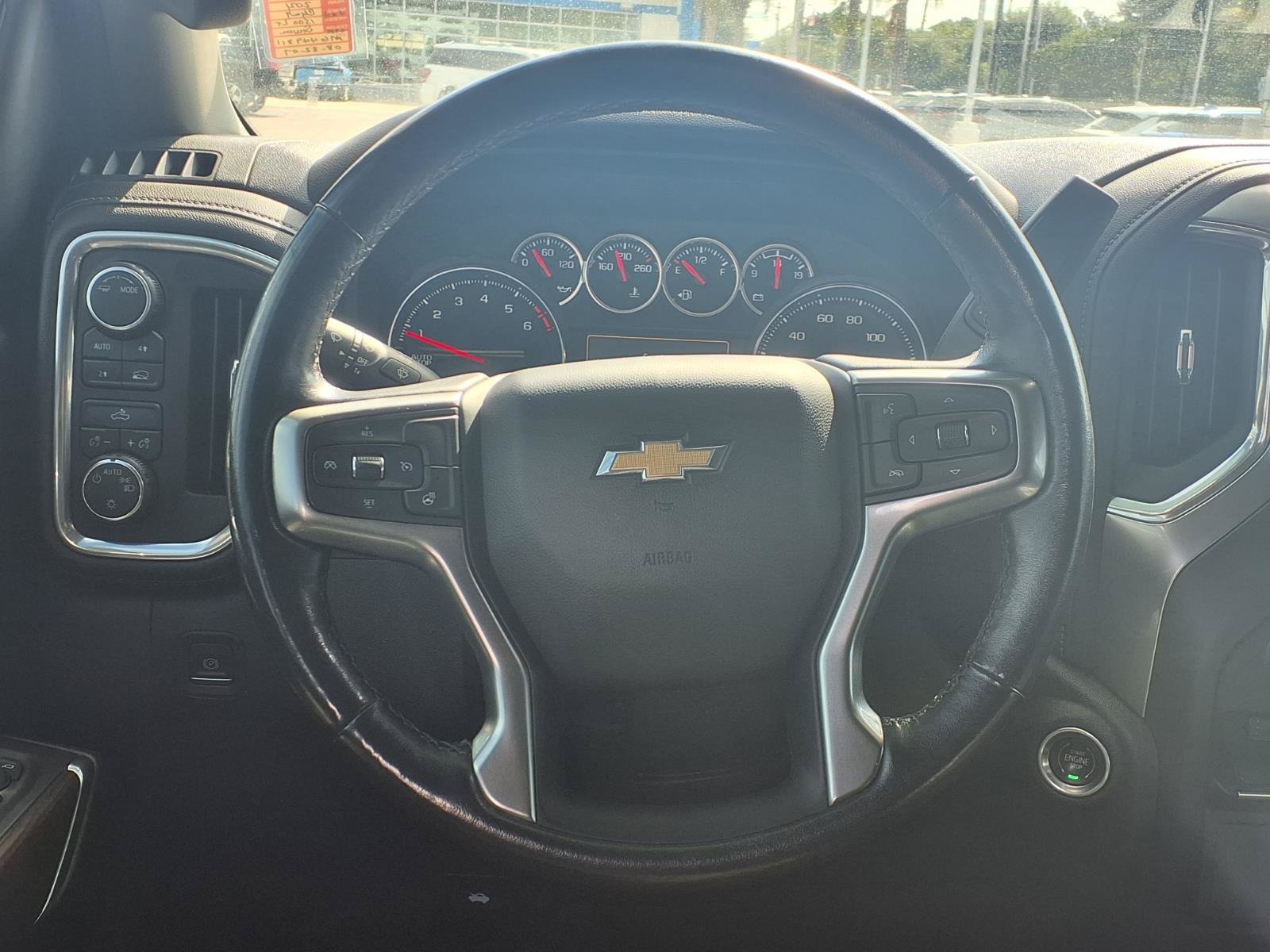 Used 2021 Chevrolet Silverado 1500 LT AWD/4WD image 14