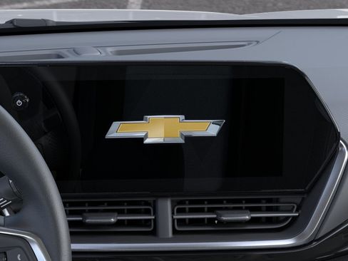 New 2026 Chevrolet Trax ACTIV w/ Sunroof Package FWD image 21