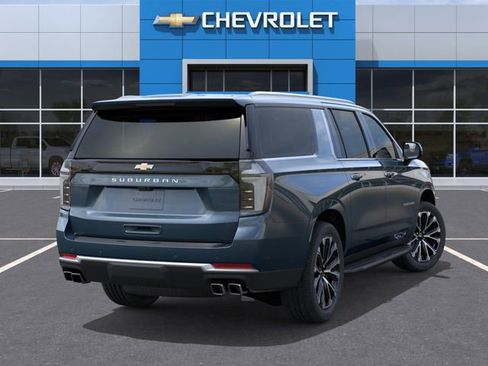 New 2026 Chevrolet Suburban High Country AWD/4WD image 4