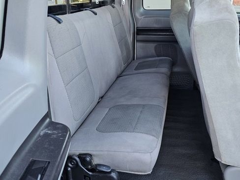 Used 2006 Ford F350 XLT image 21