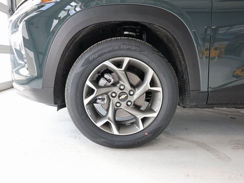 New 2026 Chevrolet Trax LT w/ LT Convenience Package image 35