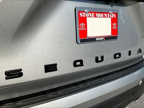 Used 2024 Toyota Sequoia SR5 w/ SR5 Premium Package AWD/4WD image 31
