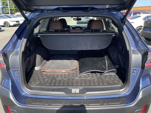 Used 2021 Subaru Outback Touring XT AWD/4WD image 18