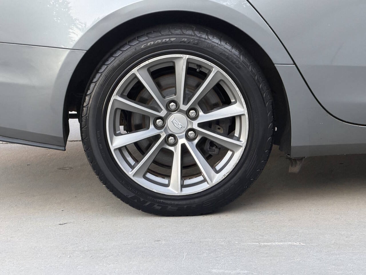 Used 2018 Cadillac CTS Luxury RWD image 29