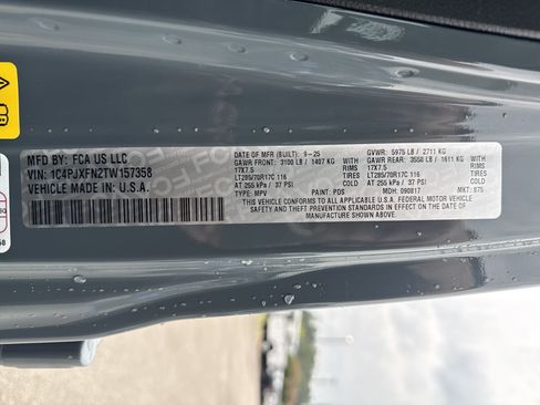 Used 2026 Jeep Wrangler Unlimited Rubicon AWD/4WD image 31