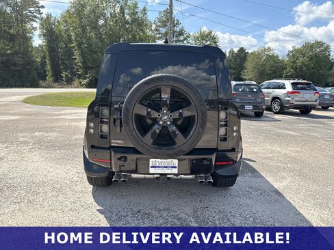 Used 2024 Land Rover Defender 110 V8 image 20