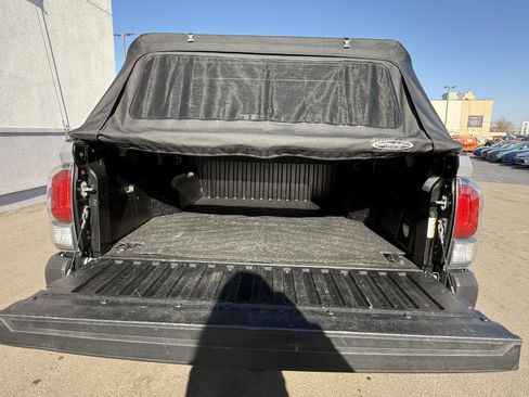 Certified 2021 Toyota Tacoma TRD Off-Road image 13