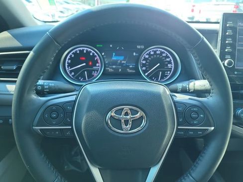 Used 2023 Toyota Camry XLE image 22