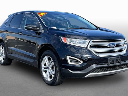 Used 2018 Ford Edge Titanium FWD image 10