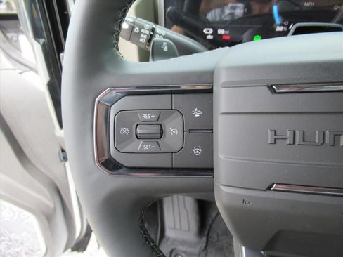 Used 2026 GMC Hummer EV 4x4 Crew Cab image 18