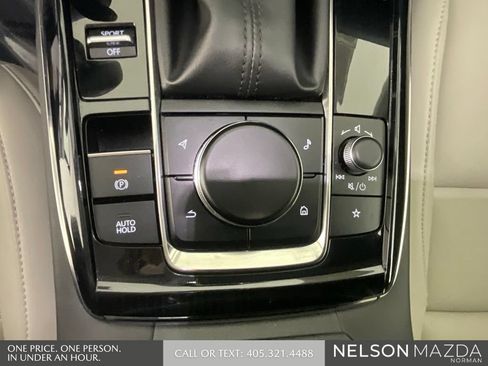 Used 2025 MAZDA CX-30 AWD 2.5 S w/ Preferred Package image 41