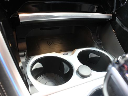 Used 2023 BMW 840i Coupe image 59