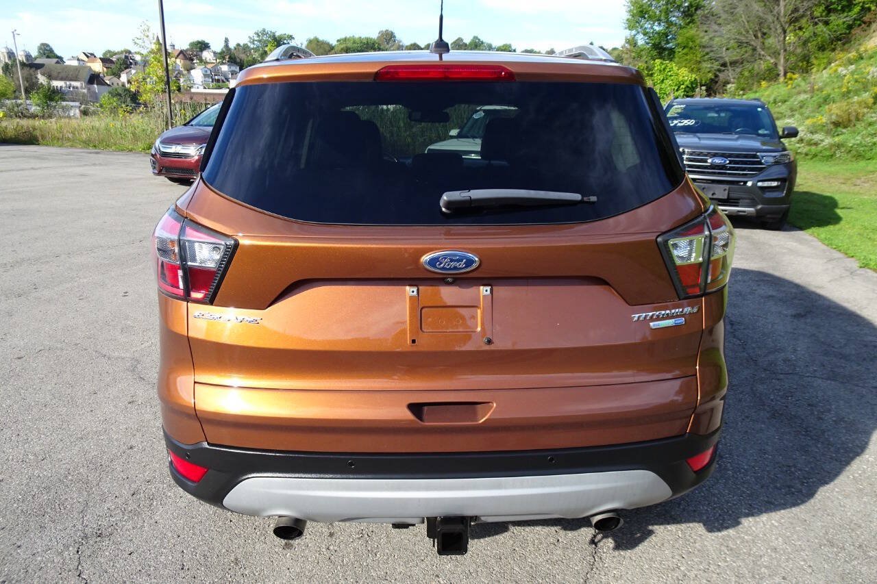 Used 2017 Ford Escape Titanium w/ Equipment Group 301A AWD/4WD image 7