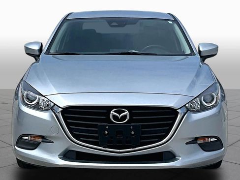 Used 2018 MAZDA MAZDA3 Touring FWD image 3