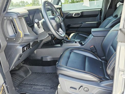 Used 2024 Ford Bronco Badlands AWD/4WD image 13