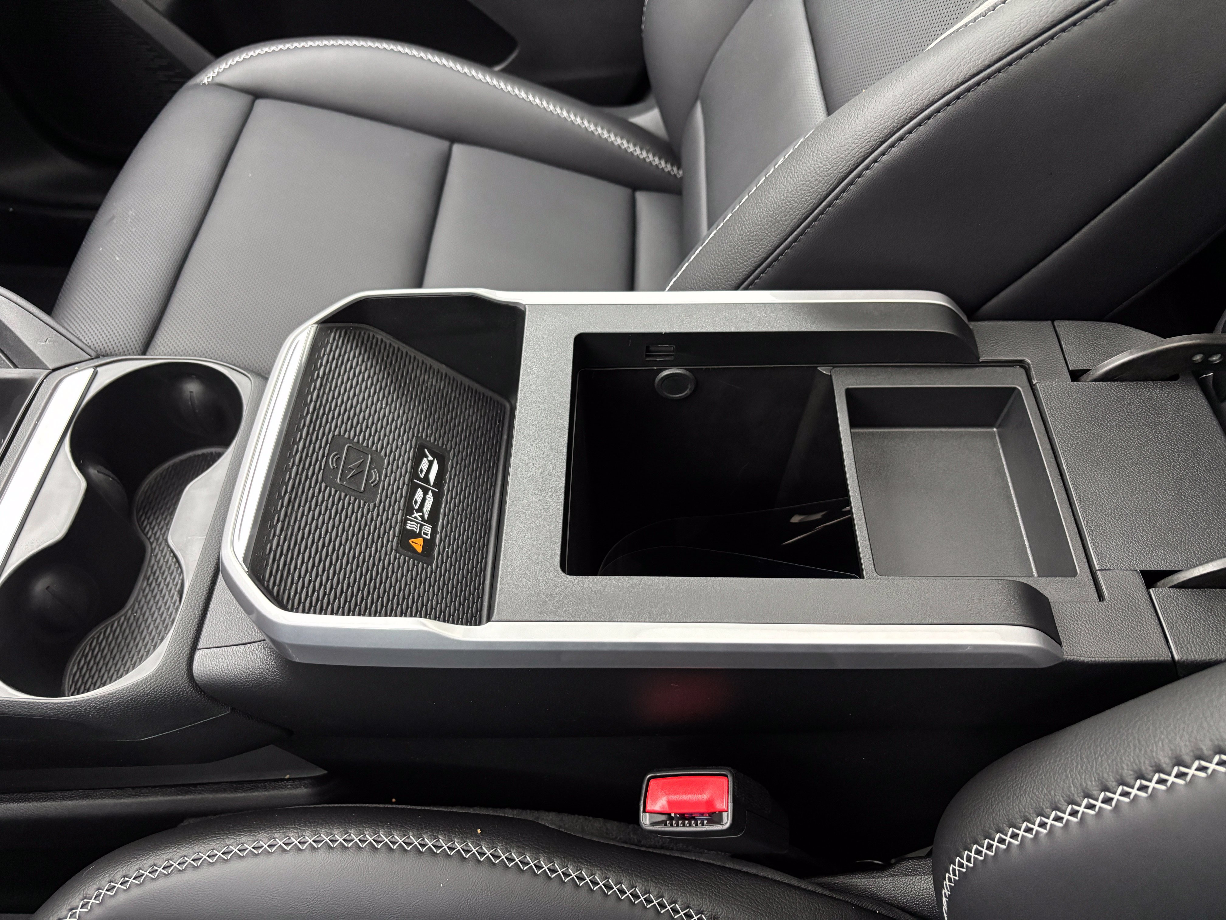 New 2027 GMC Terrain Denali w/ LPO, Floor Liner Package AWD/4WD image 33