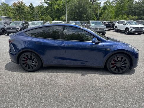 Used 2022 Tesla Model Y Performance image 7
