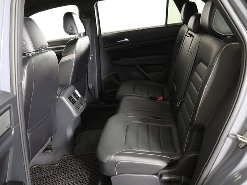 Used 2020 Volkswagen Atlas Cross Sport SEL Premium R-Line image 42