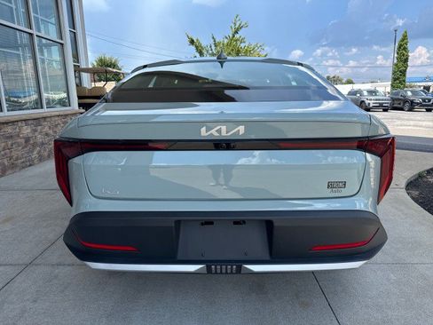 Used 2025 Kia K4 FWD image 4