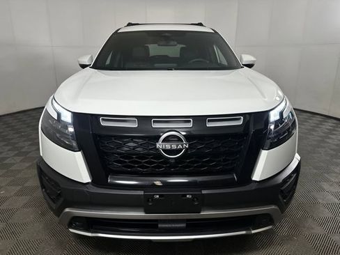 Used 2025 Nissan Pathfinder Rock Creek image 8