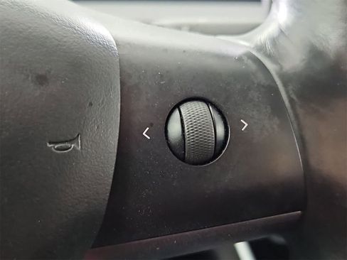 Used 2018 Tesla Model 3 Mid Range image 26