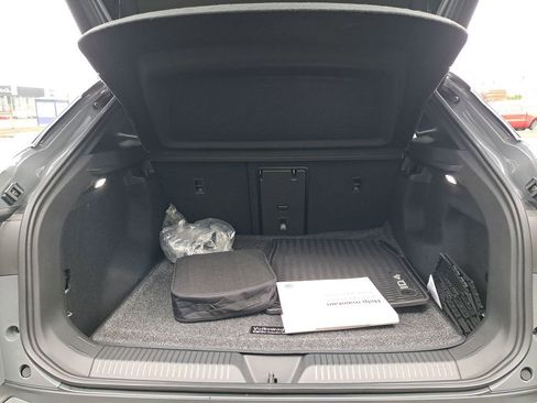 New 2025 Volkswagen ID.4 Pro S image 28